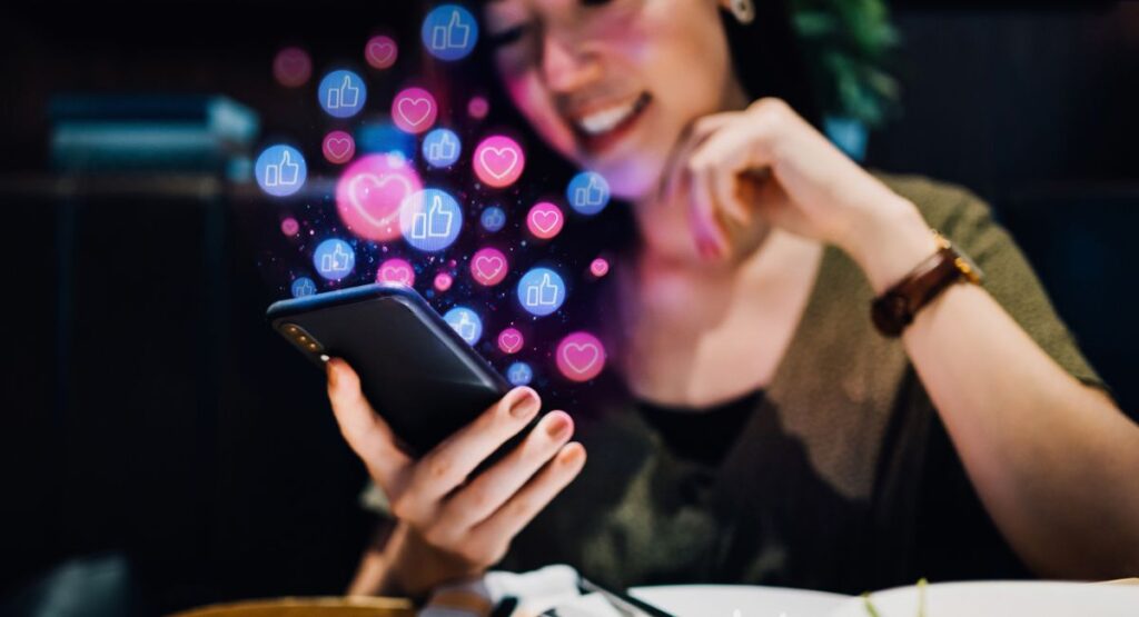 Revisión de redes sociales / Getty