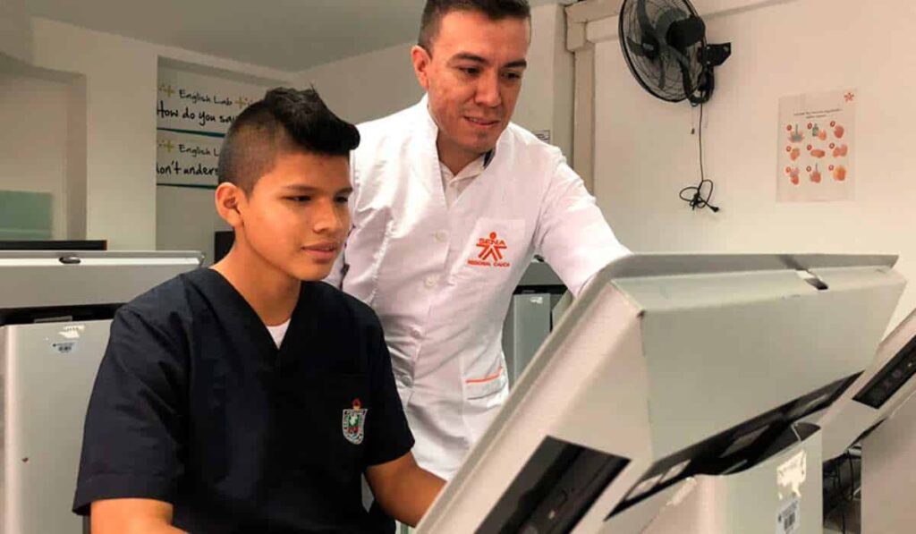 Estudiantes SENA tendrían aporte a salud y pensión