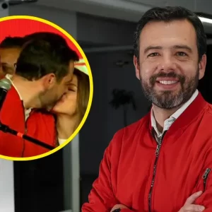 Carlos Galán, con apasionado beso, metió a su esposa en discurso: “Sé de su esfuerzo”