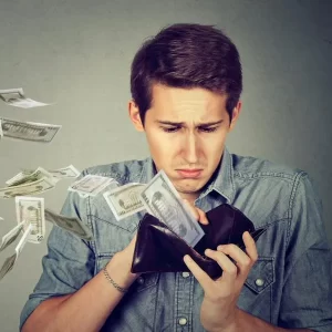 Aclaran duda de trabajadores en Colombia sobre método de pago en su salario: “Sí es legal”