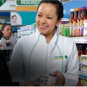 Cruz Verde abrió 200 vacantes en Bogotá y quita dolor de cabeza a los que no tienen empleo