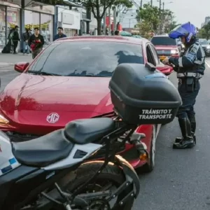 Cientos de licencias de conducción fueron suspendidas en Bogotá por mala práctica común
