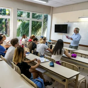 Cuál es la mejor ciudad de Latinoamérica para estudiar: tiene la universidad número 1 de la región