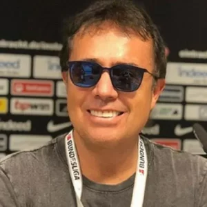 César Augusto Londoño recordó triste historia amorosa y casi se quiebra: “Coma diabético”