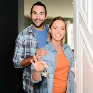 Qué deja más dinero entre arrendar vivienda o usarla para Airbnb en Colombia: tiene su ciencia