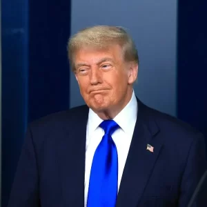 Nuevo golpe de Trump contra migrantes en EE. UU.: detenidos perderán derecho que tenían