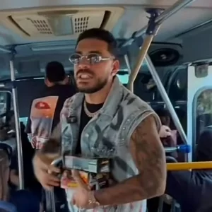 ¿Qué le pasó a Rayan Castro? Se subió a vender a los buses: “Qué bonito saludar y ser saludado”