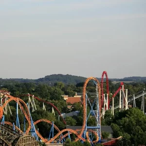 Tragedia en famoso parque de diversiones: niño de 9 años murió en una de las atracciones