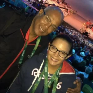 “No aguantó más el corazón”: Iván Mejía despidió con dolor a icono de Caracol Radio que murió