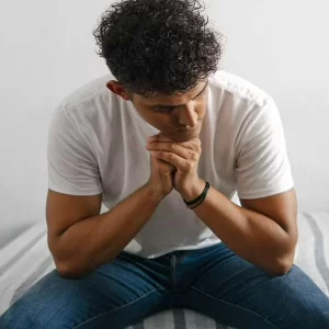 Qué es anhedonia, razón muy severa (y urgente) de por qué una persona deprimida no puede llorar