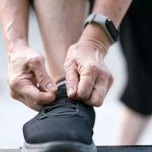 Descubren ‘outlet’ donde venden tenis 50 % más baratos que en tiendas normales