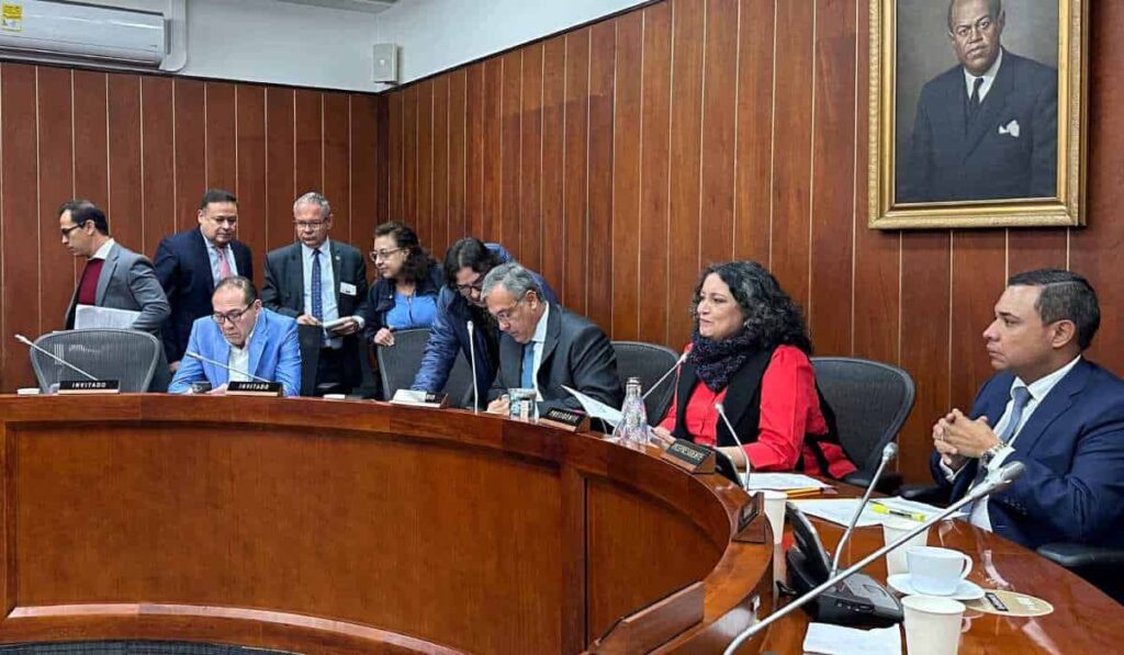 Reforma laboral en Comisión Cuarta del Senado