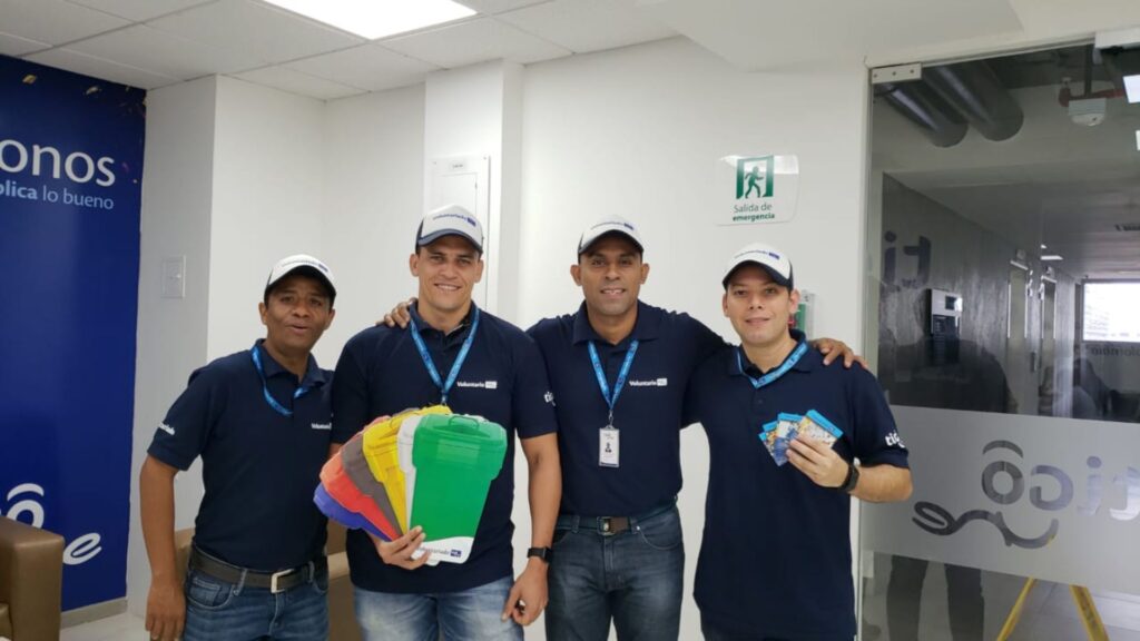 Trabajadores de Tigo / Página Tigo