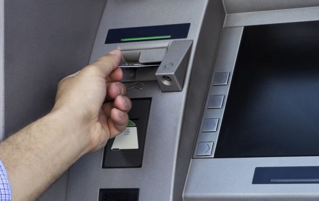 Cajero automático / Shutterstock