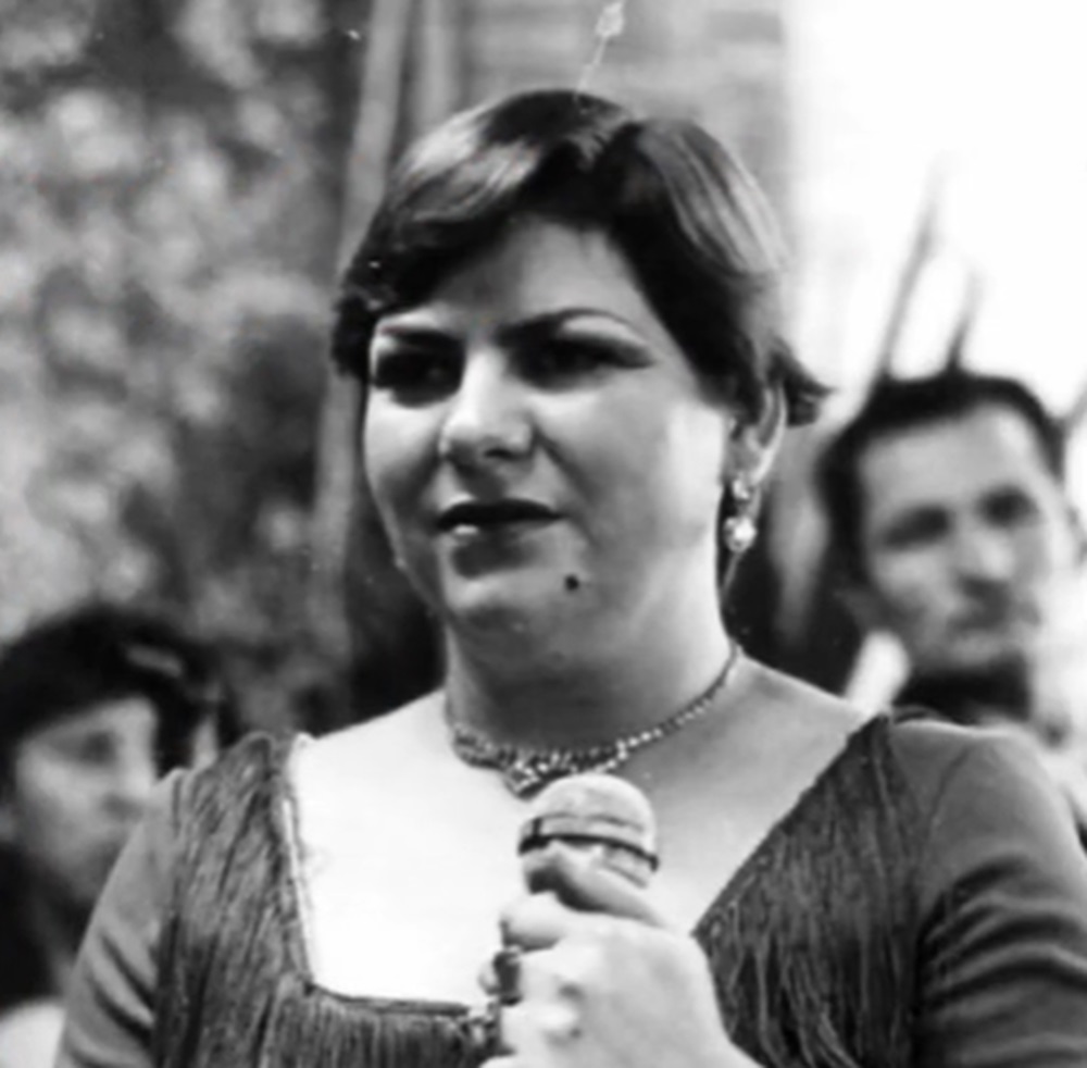 Paquita oficial - TikTok @betsynewyork1