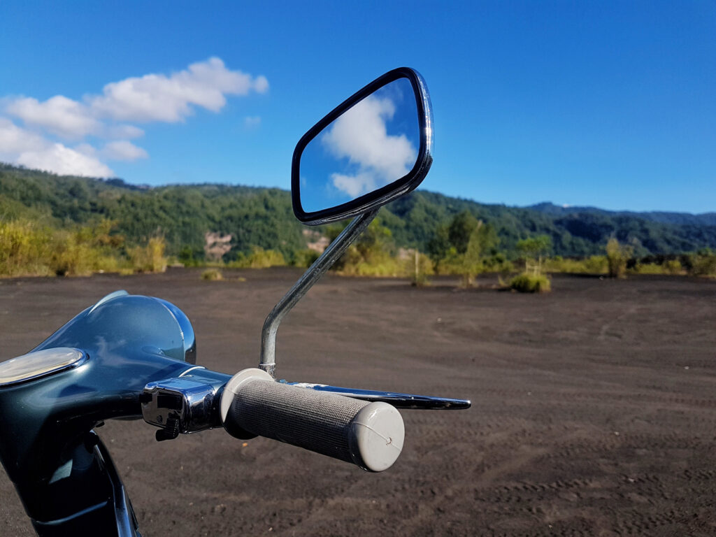 Los espejos deben estar en buen estado / Getty Images