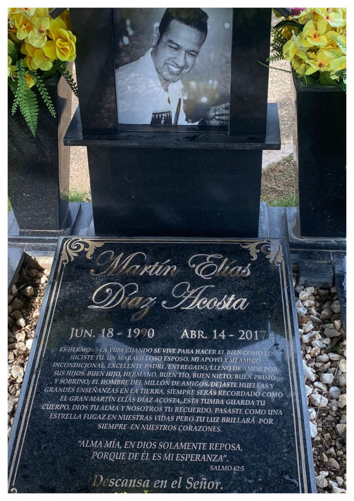 Tumba de Martín Elías/Foto: Pulzo.